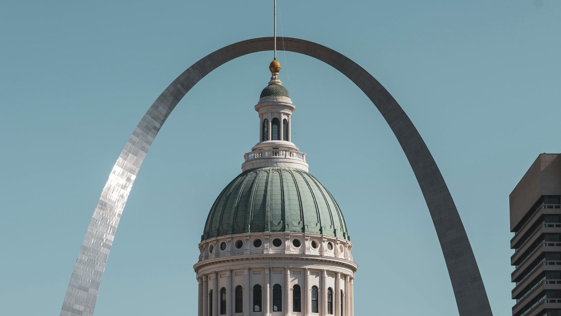 11. La Gateway Arch