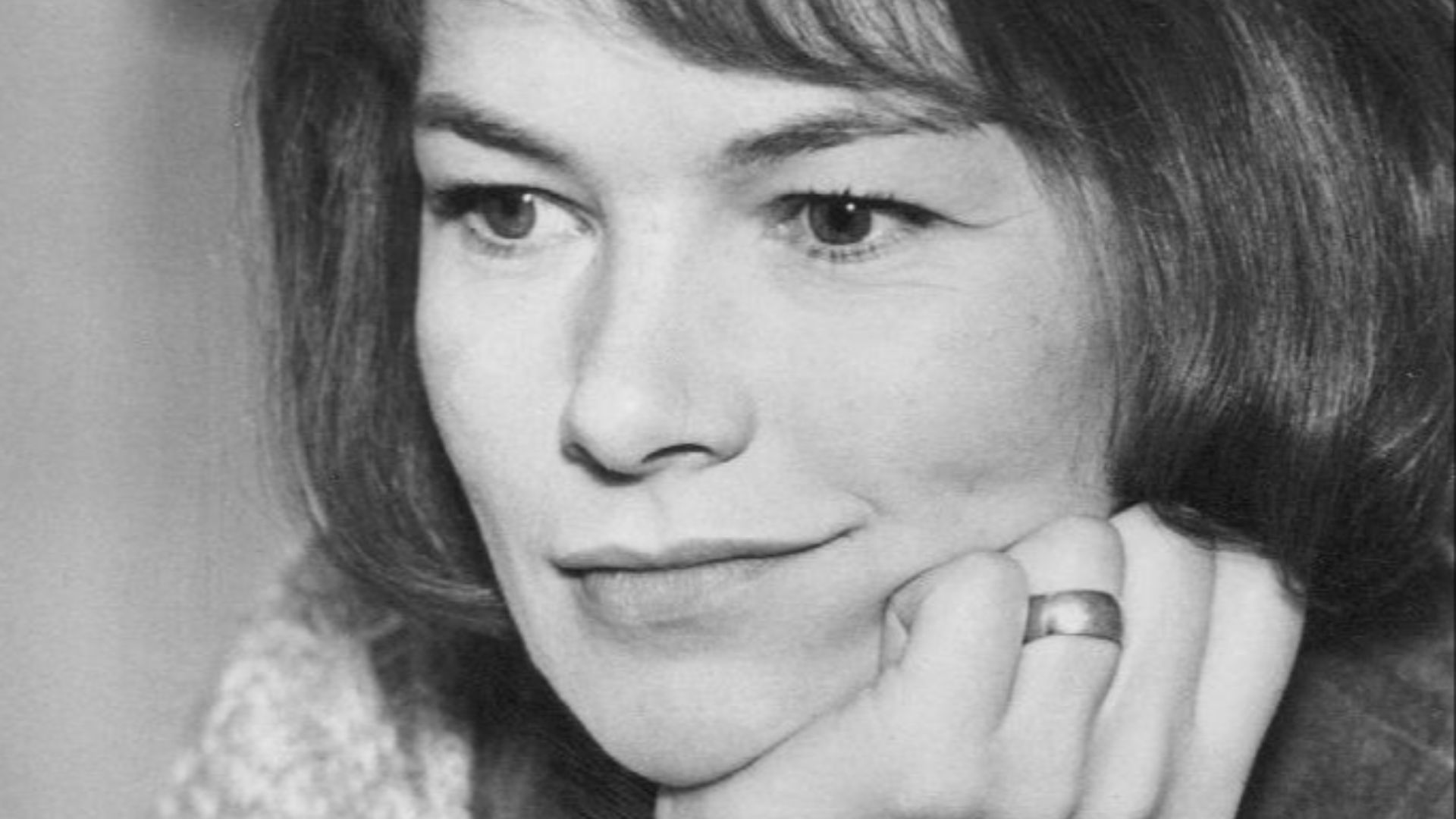 6. Glenda Jackson dans le rôle de la reine Élisabeth Ire