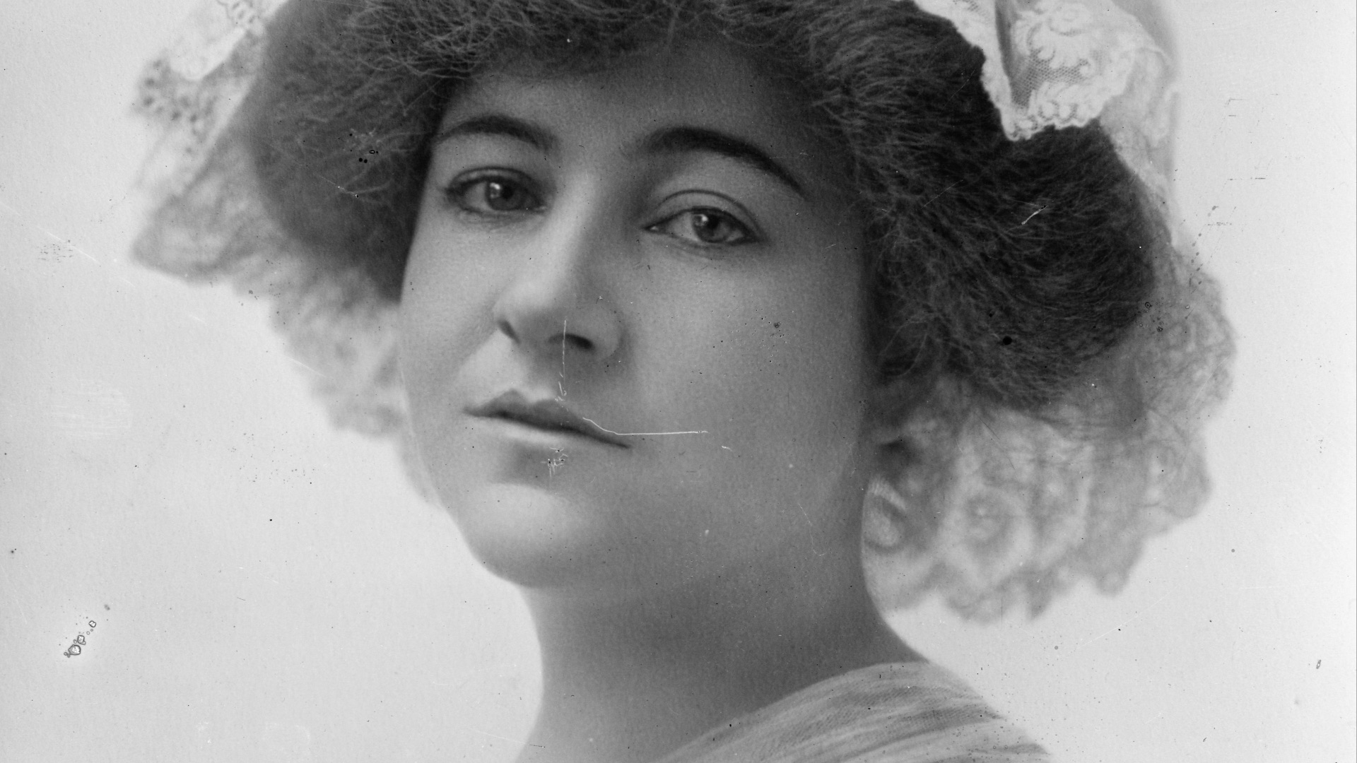 14. Dorothy Arnold (1910)