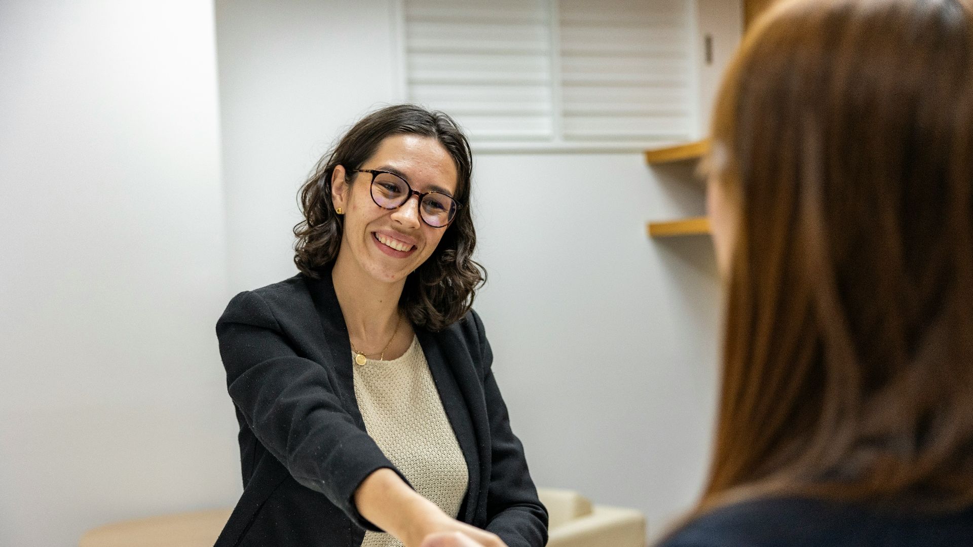 9. Les priorités professionnelles passent souvent en premier