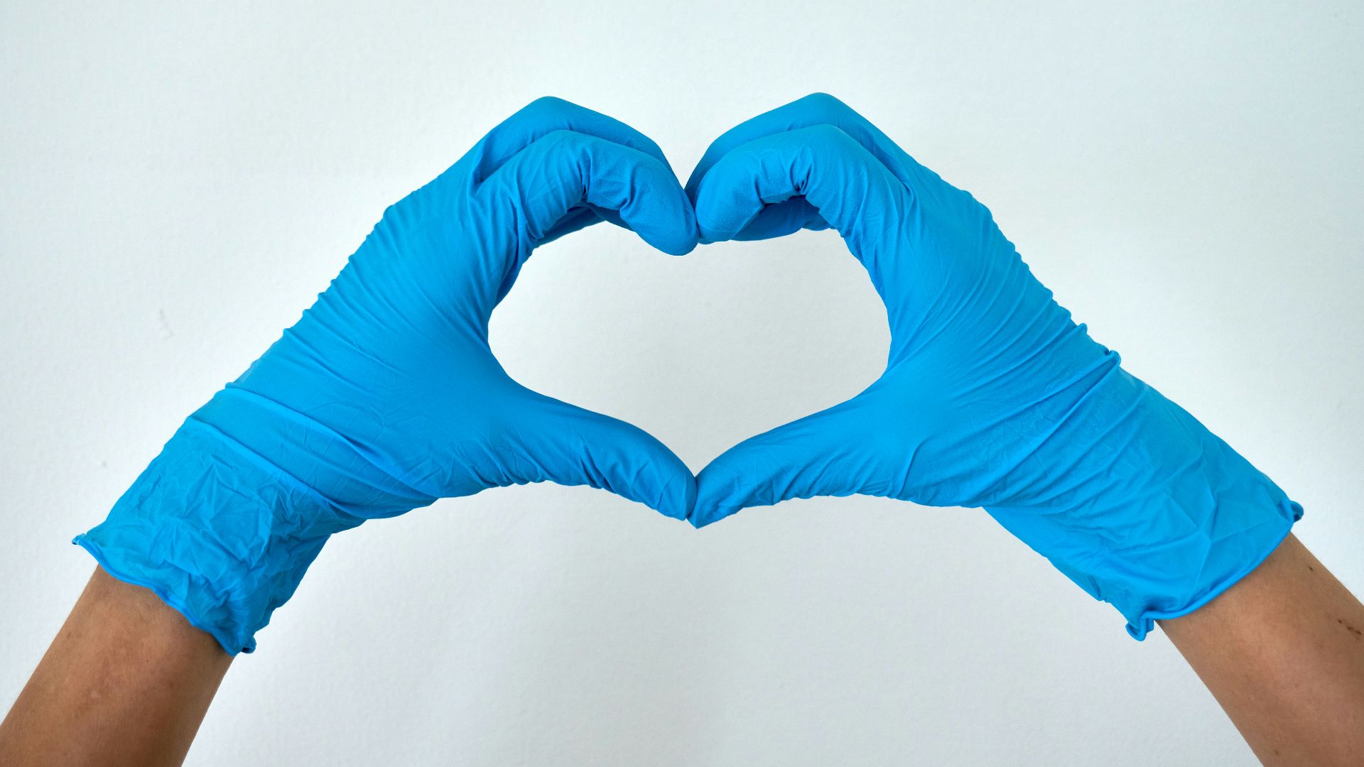 17. Gants jetables