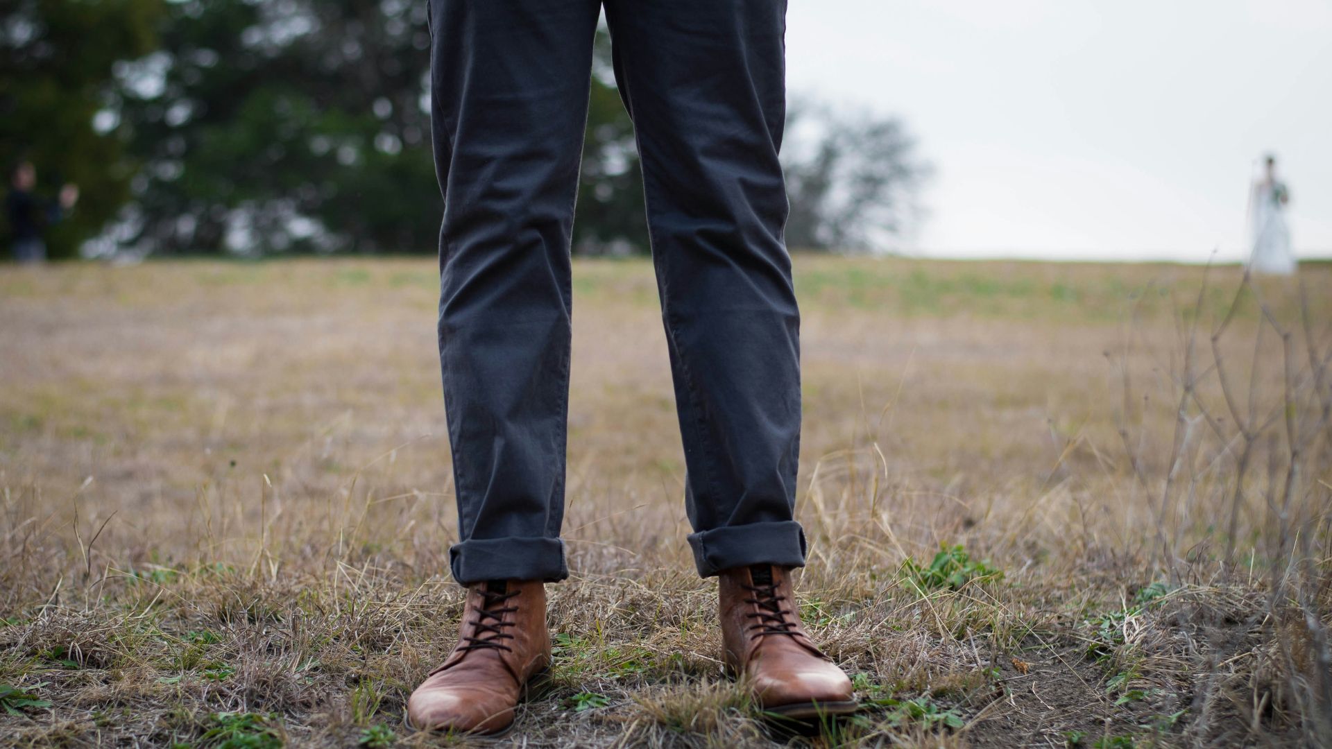 18. Un jean ou un pantalon chino propre