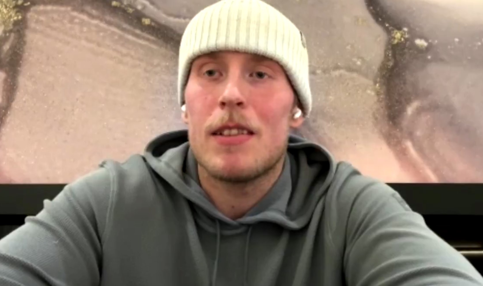 Patrik Laine’s wife says she hates the trade deadline