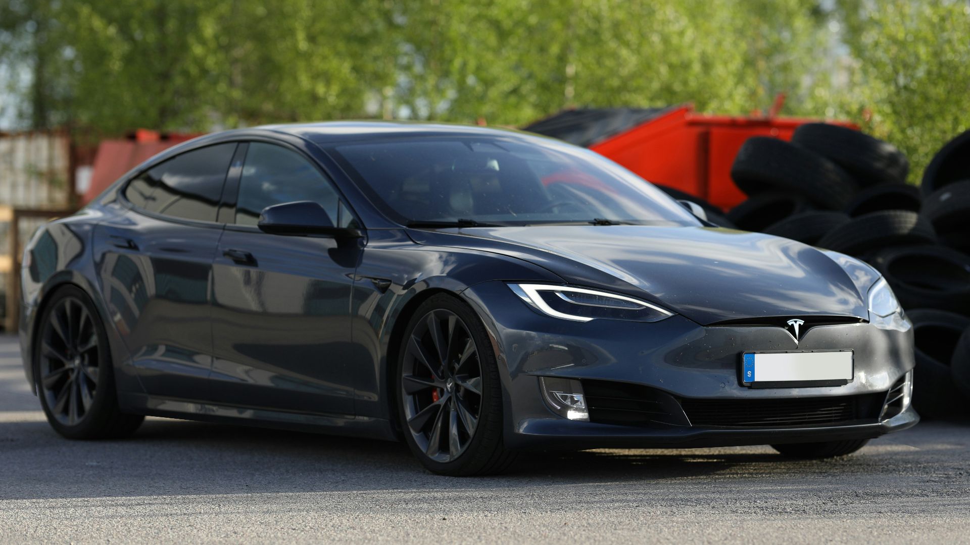 11. Tesla Model S Performance