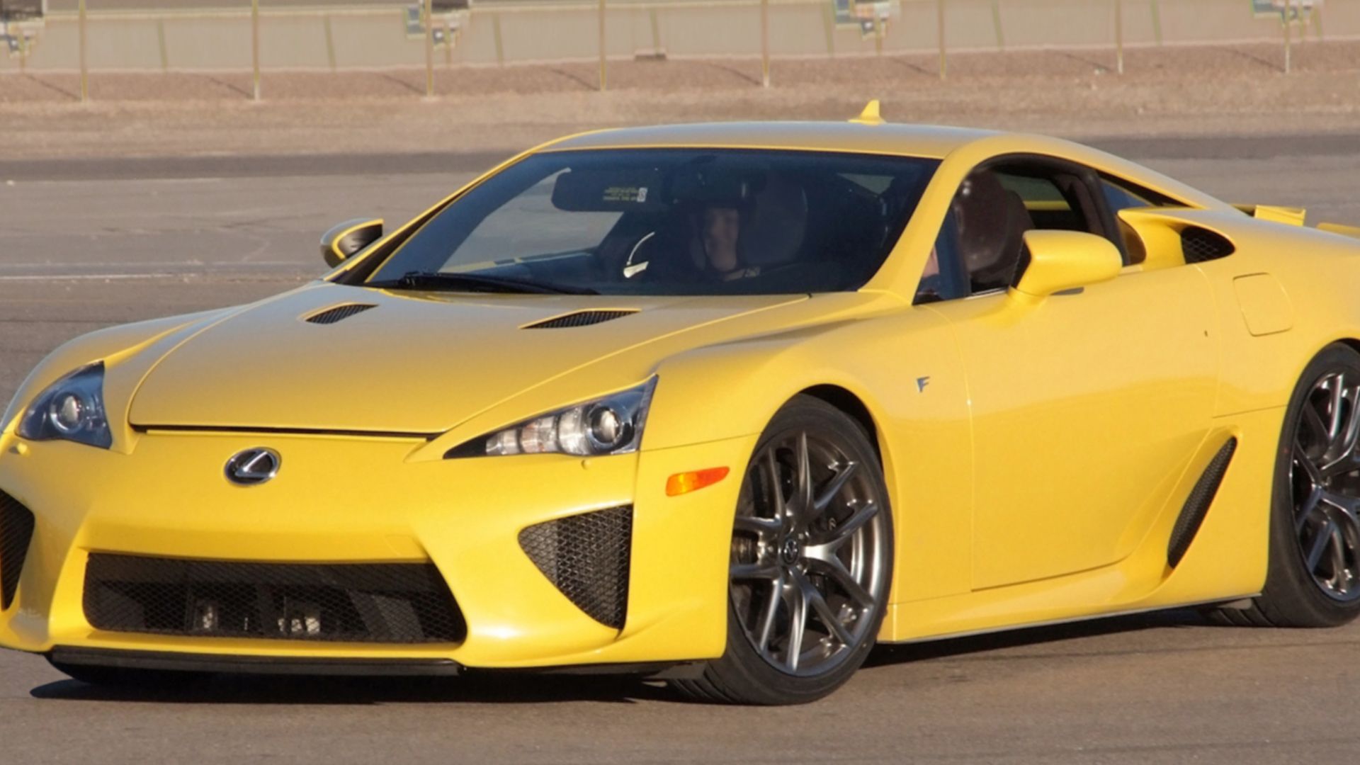 2. Lexus LFA