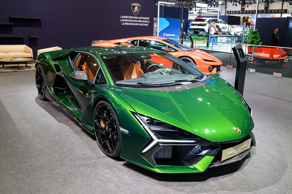 Lamborghini Revuelto