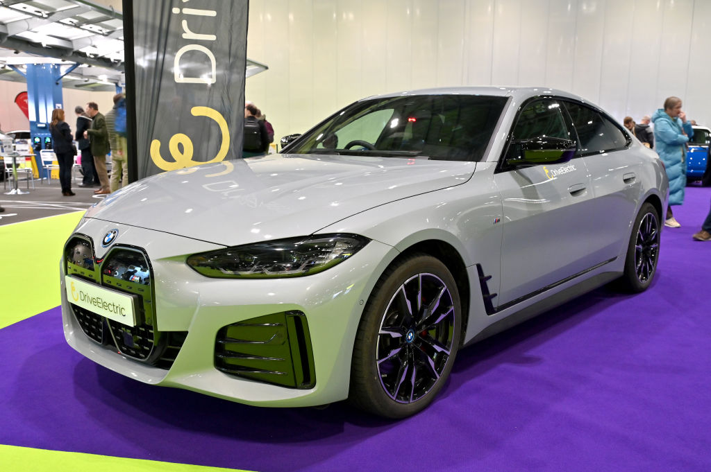 BMW i4