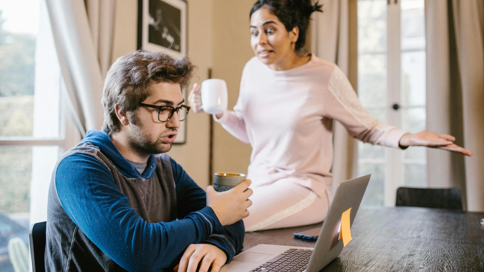 10. Il te donne davantage l'impression d'être responsable que d'être aimée