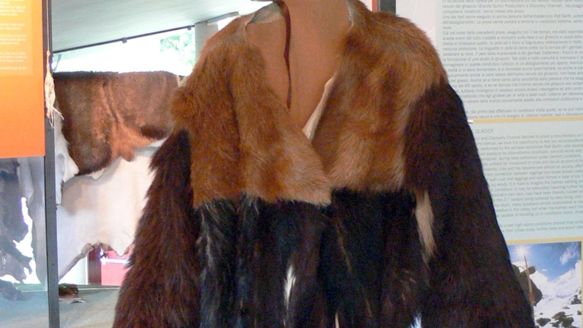 9. Le manteau en peau d’Ötzi