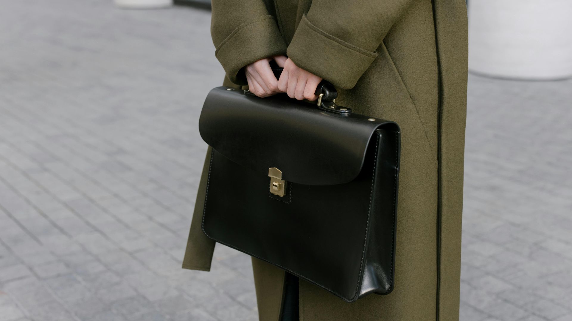 16. Un sac en cuir