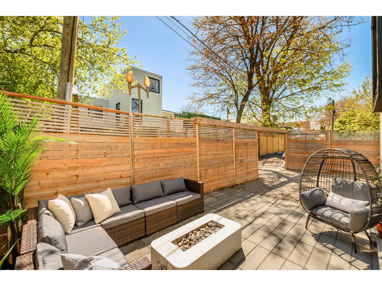 La terrasse extérieure