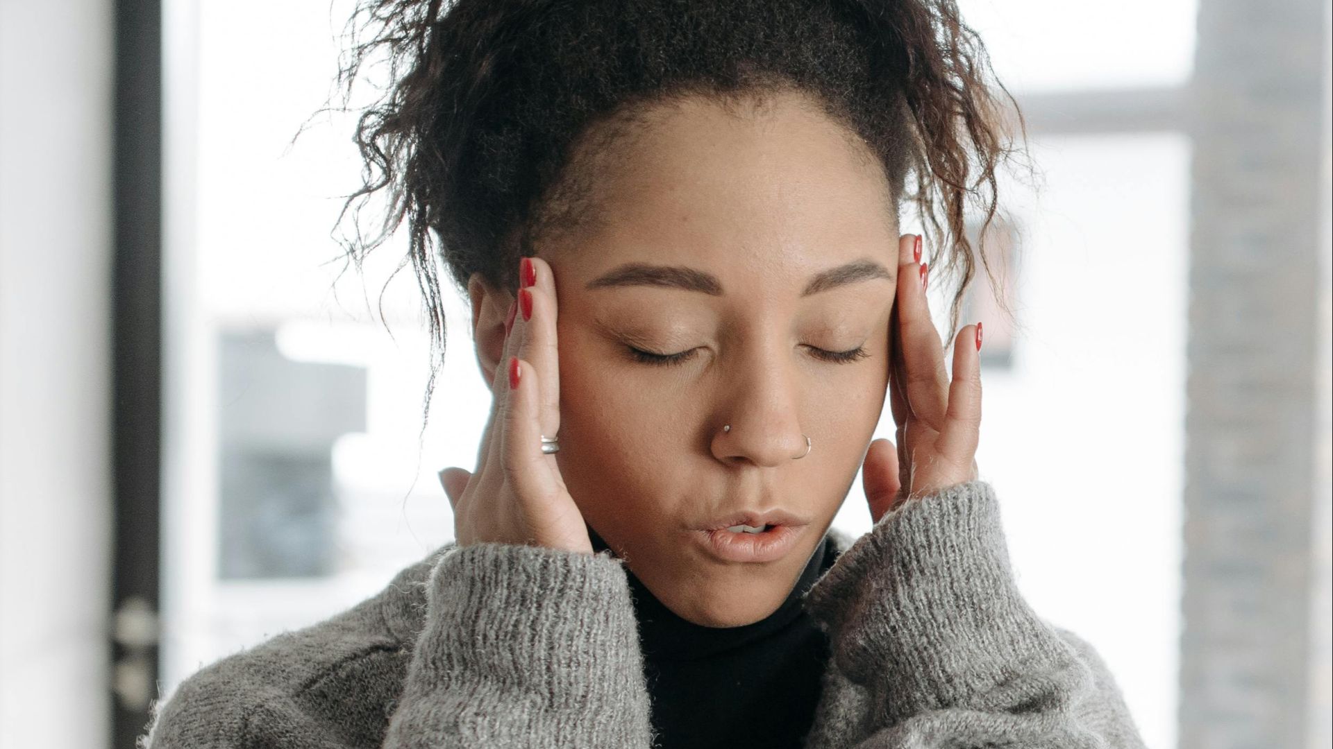 6. Des maux de tête intenses dont vous n’aviez jamais souffert auparavant
