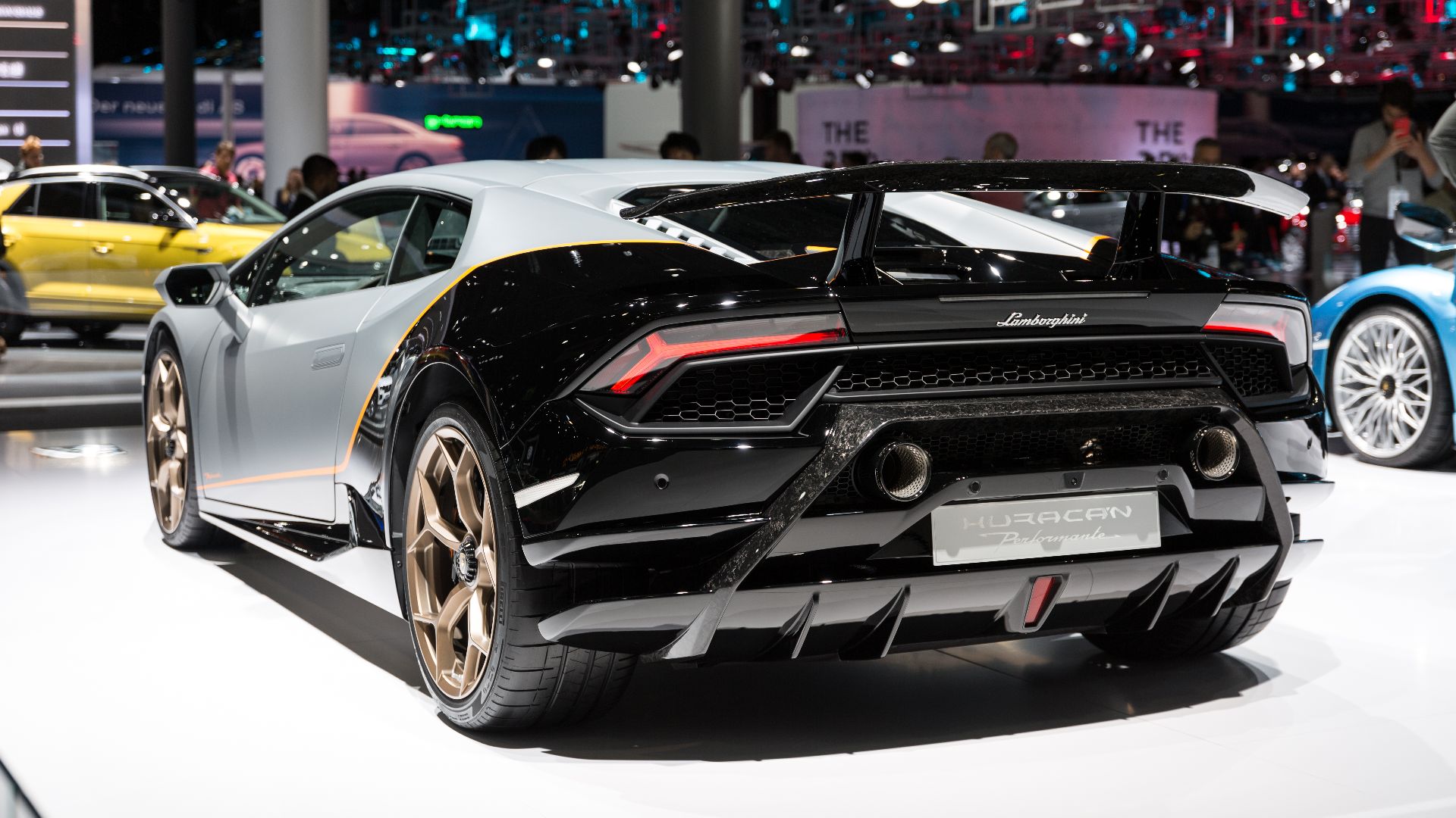 15. Lamborghini Huracán