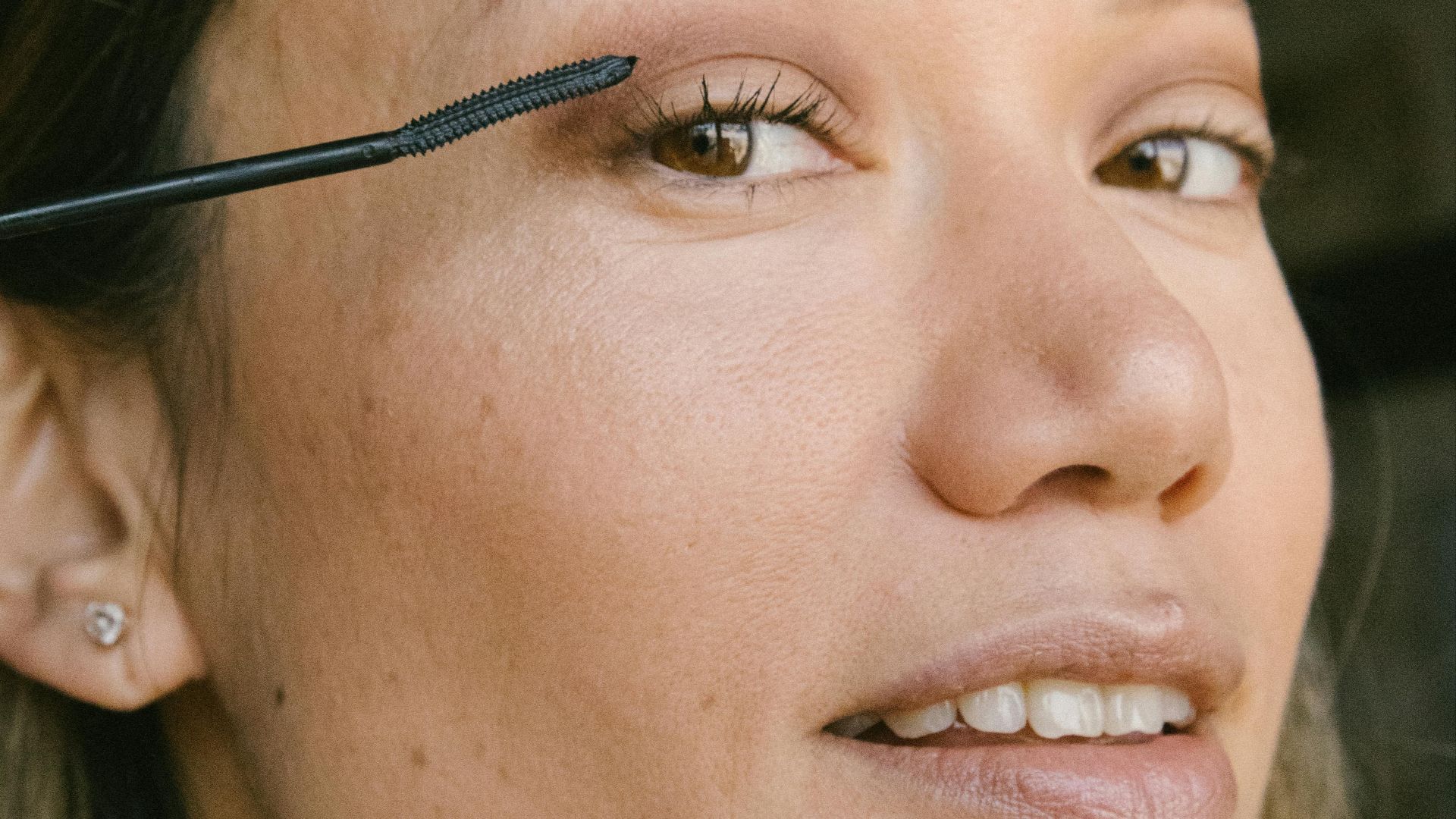 10 looks « sans maquillage » qui ne trompent personne… et 10 qui font leur effet