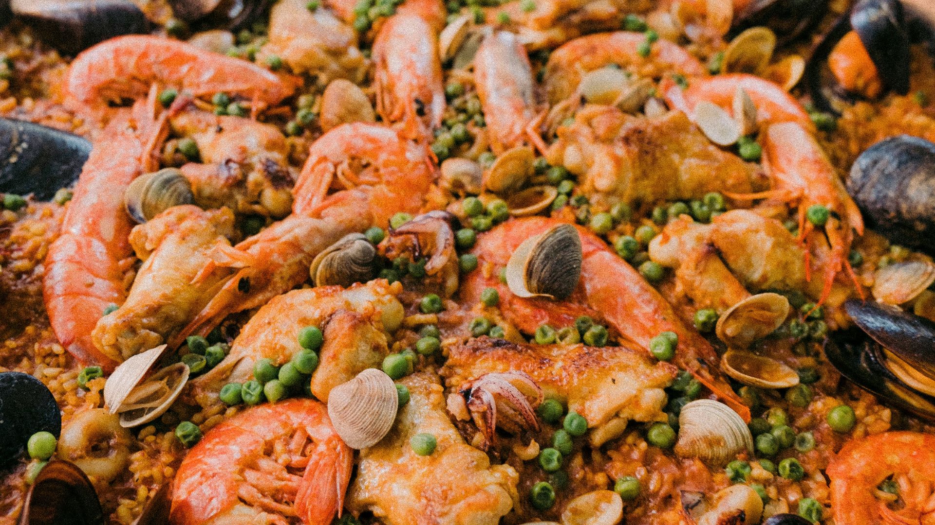 8. Paella