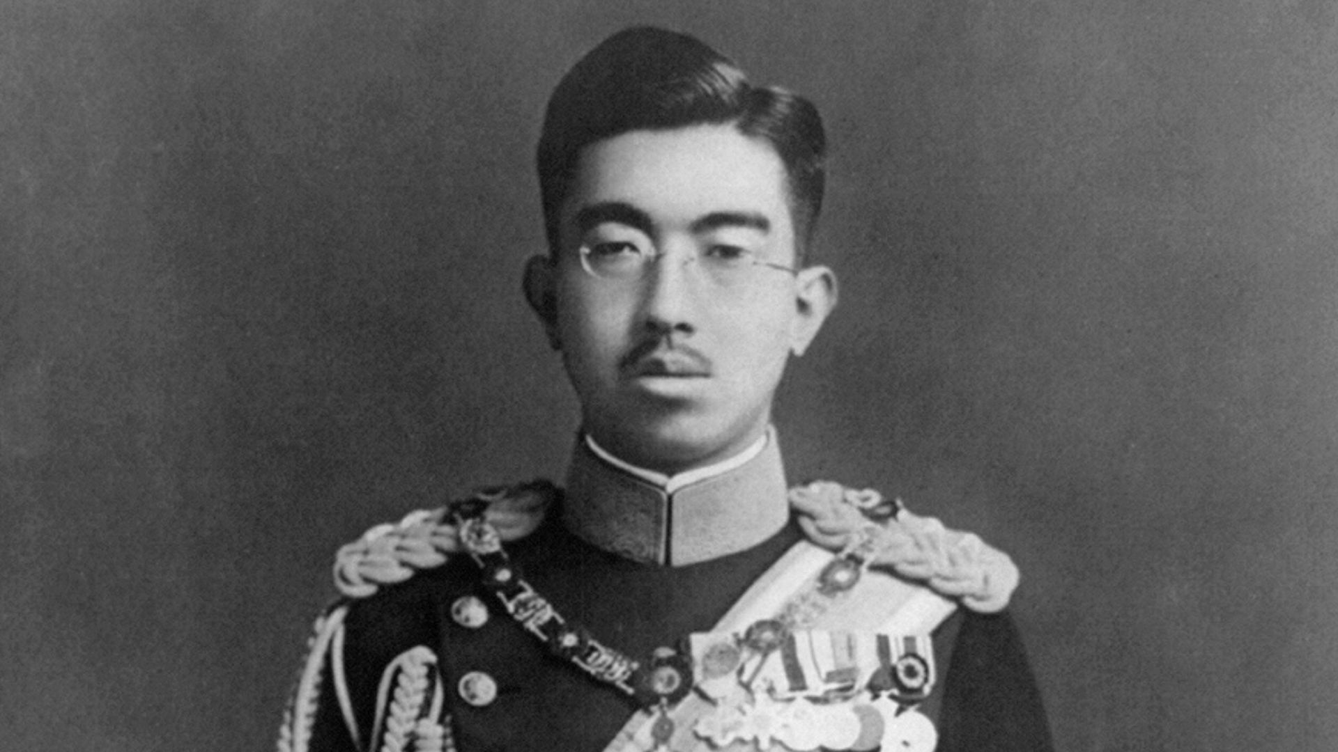 14. L'empereur Hirohito du Japon