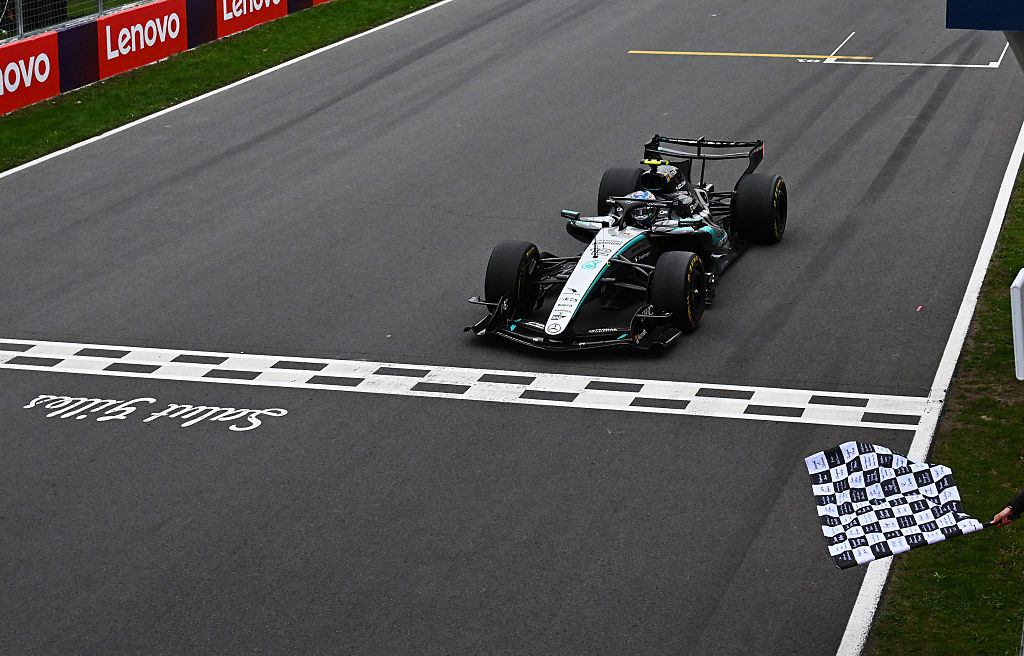 Mercedes domine le week-end montréalais