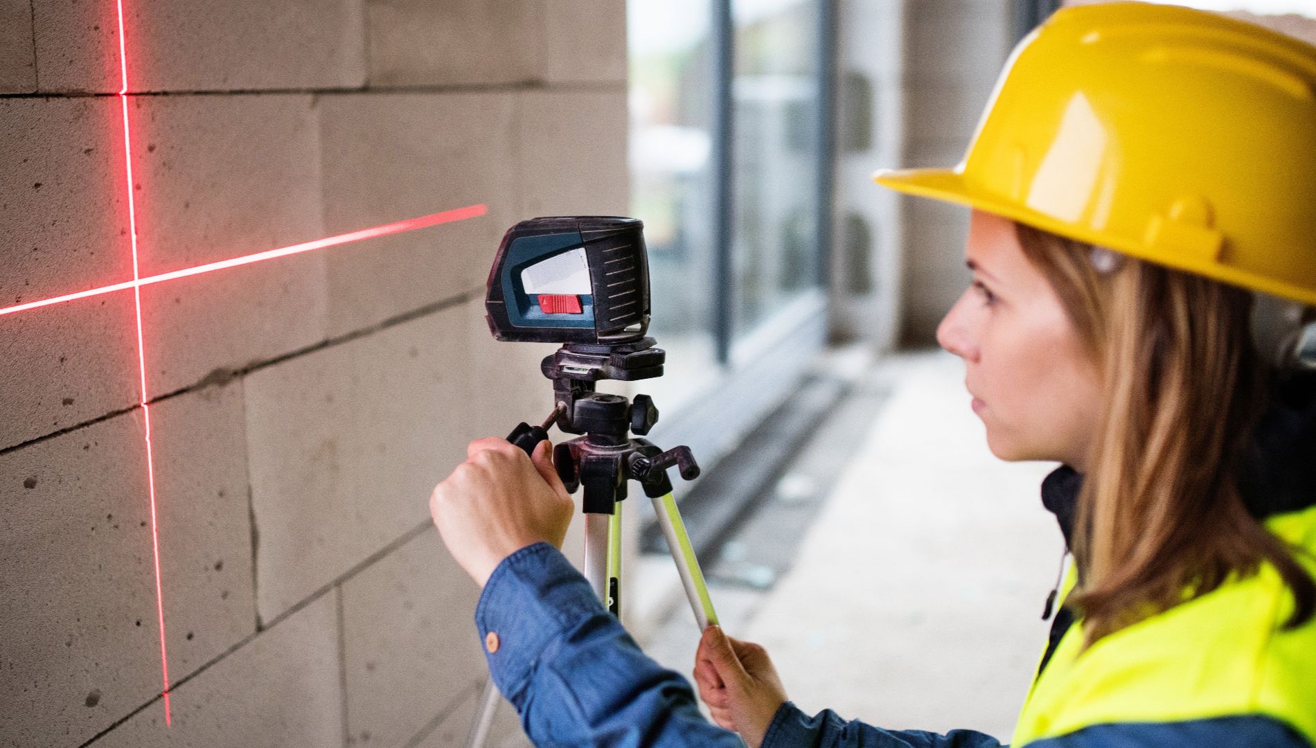 Laser level