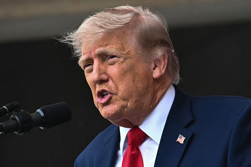 Trump sues IRS