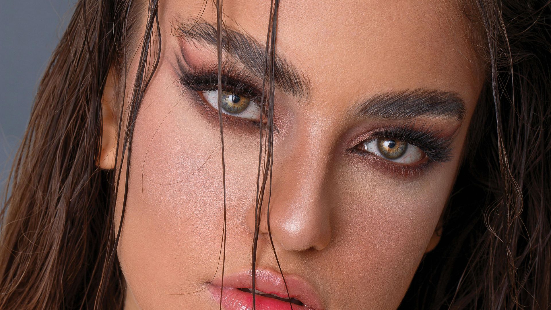3. Smoky eye marron