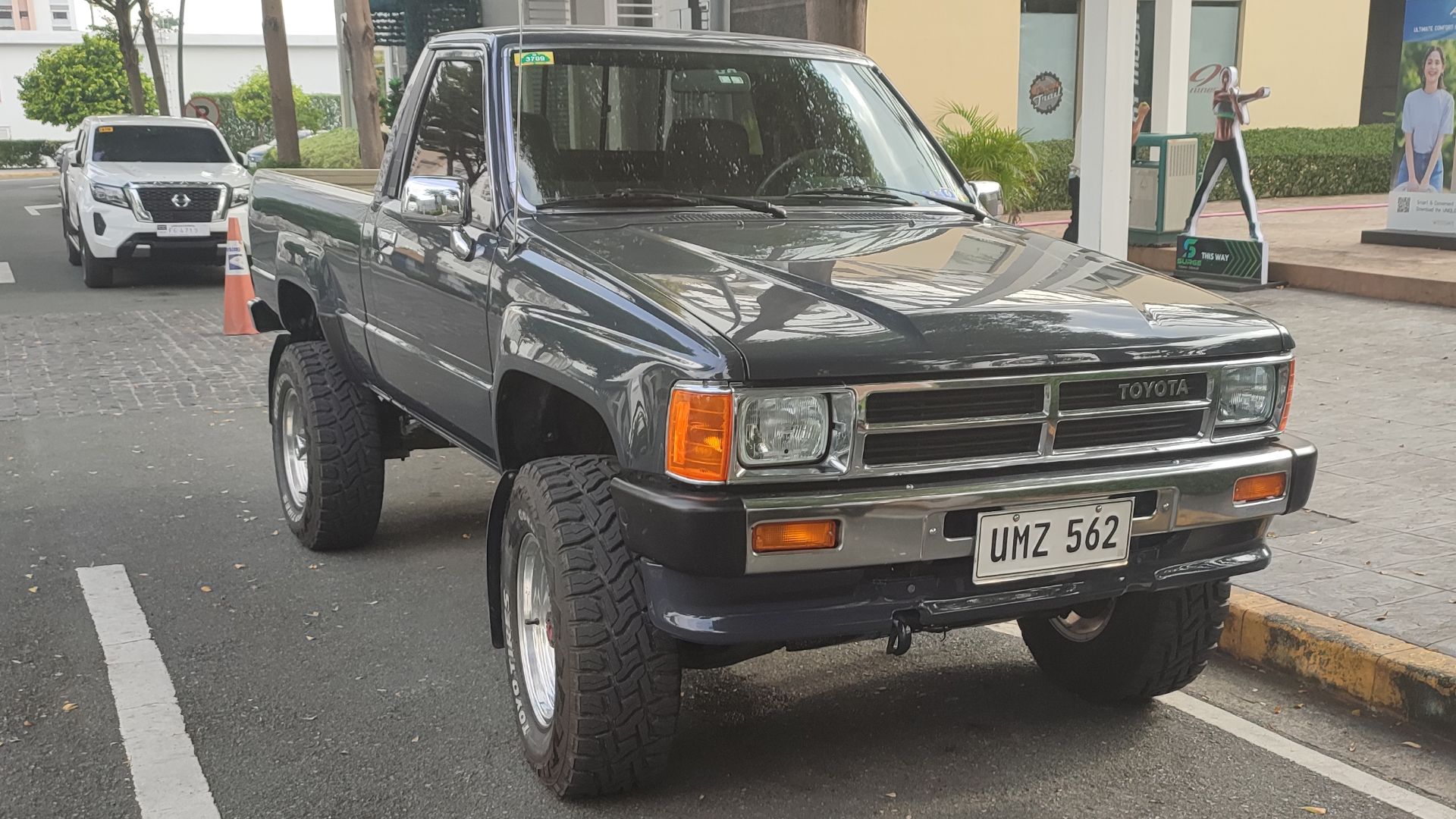 5. Pick-up Toyota