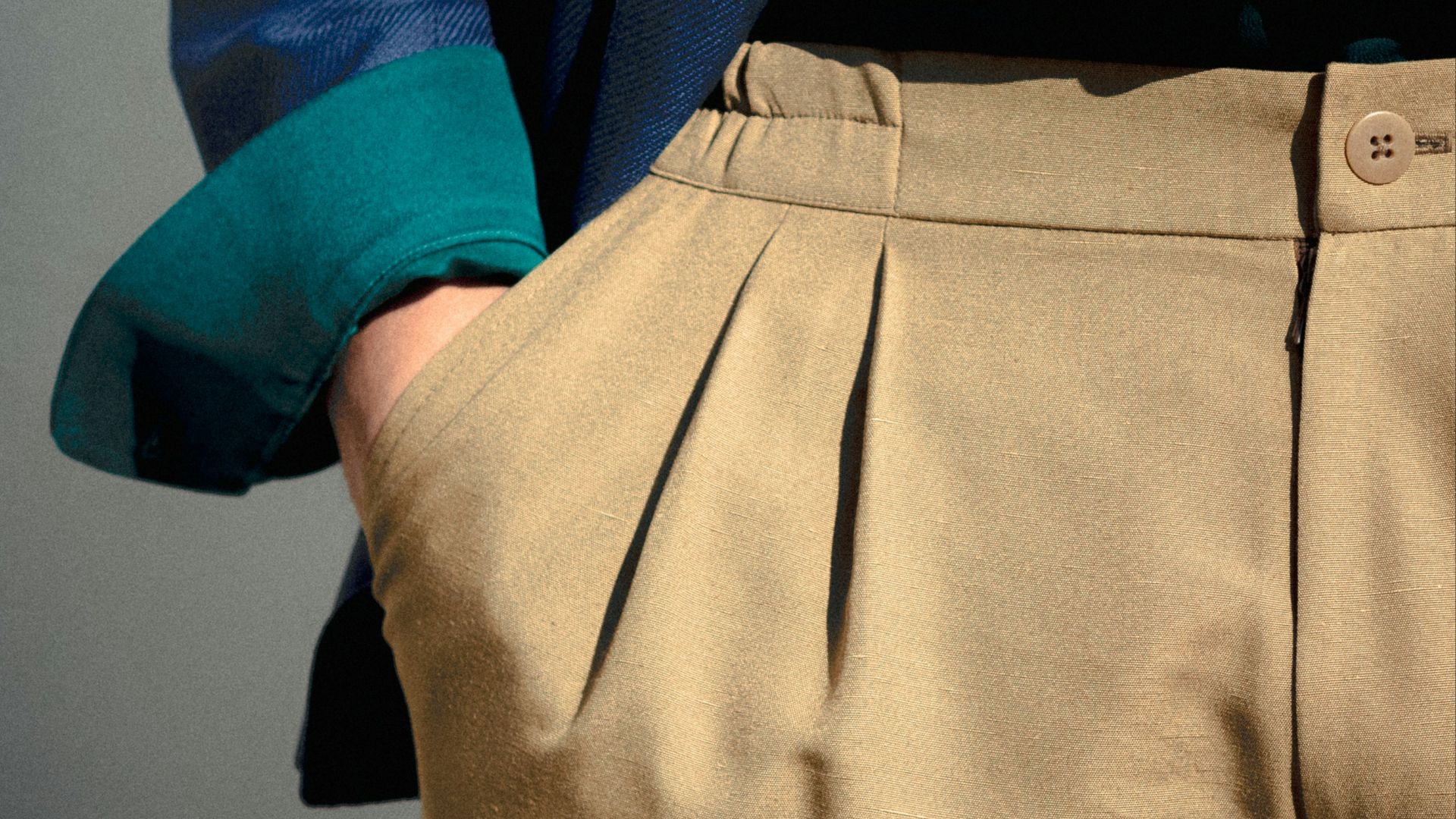 13. Pantalon ajusté Mango