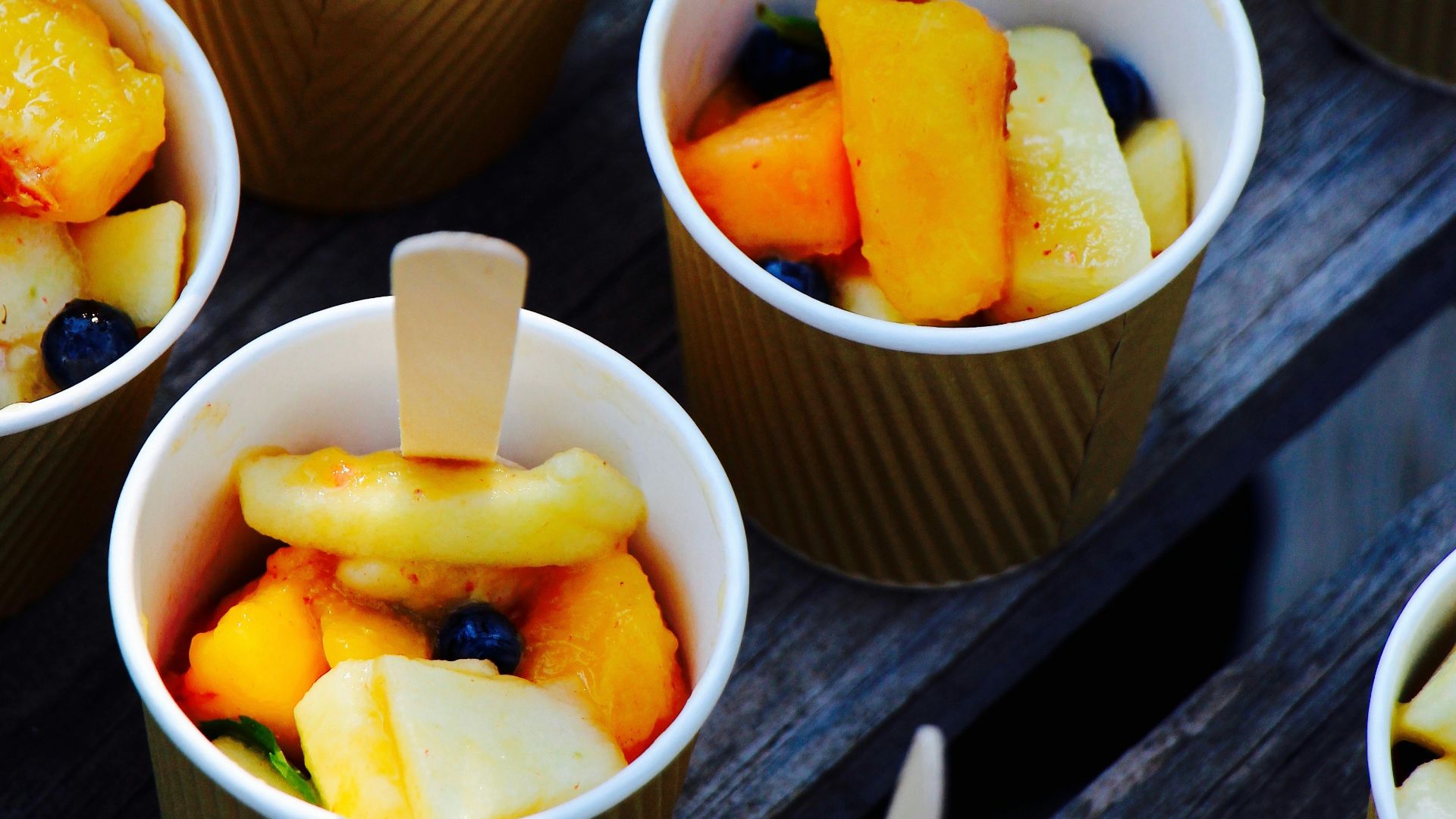 3. Coupelles de fruits en conserve