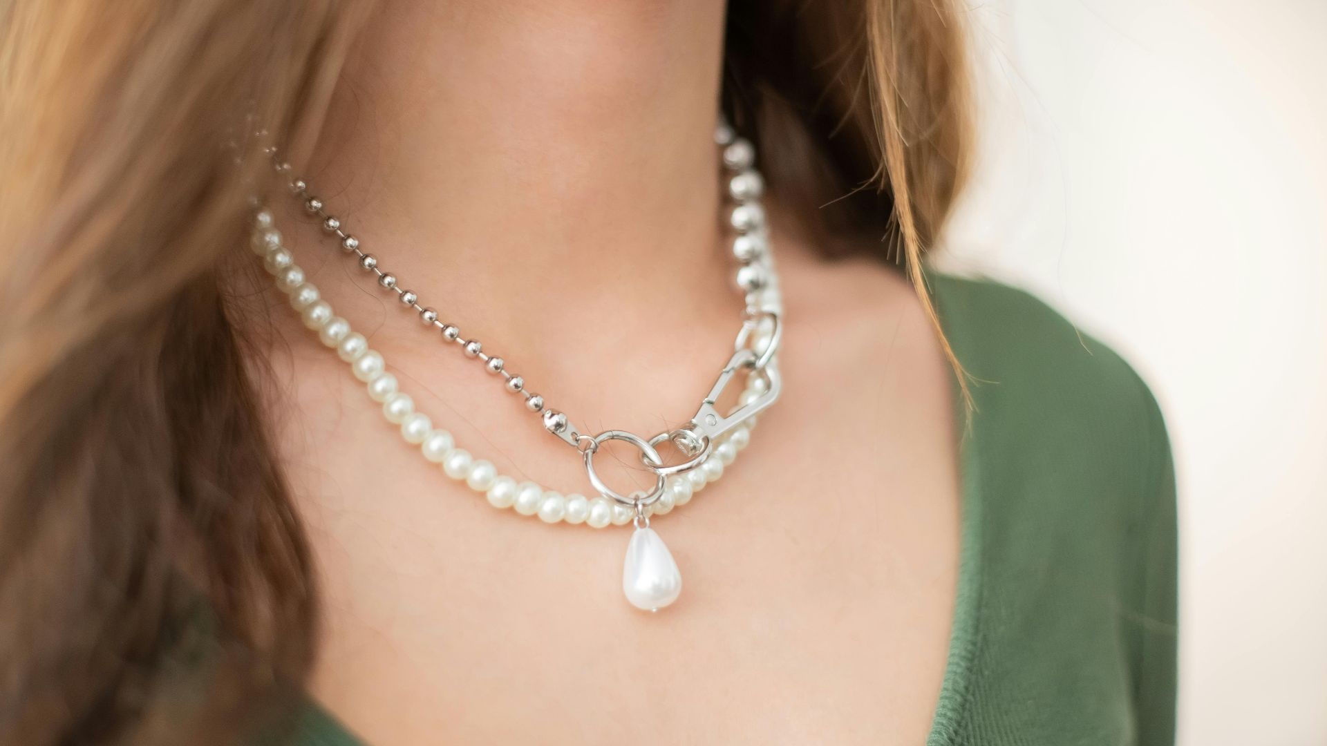 8. Bijoux clinquants
