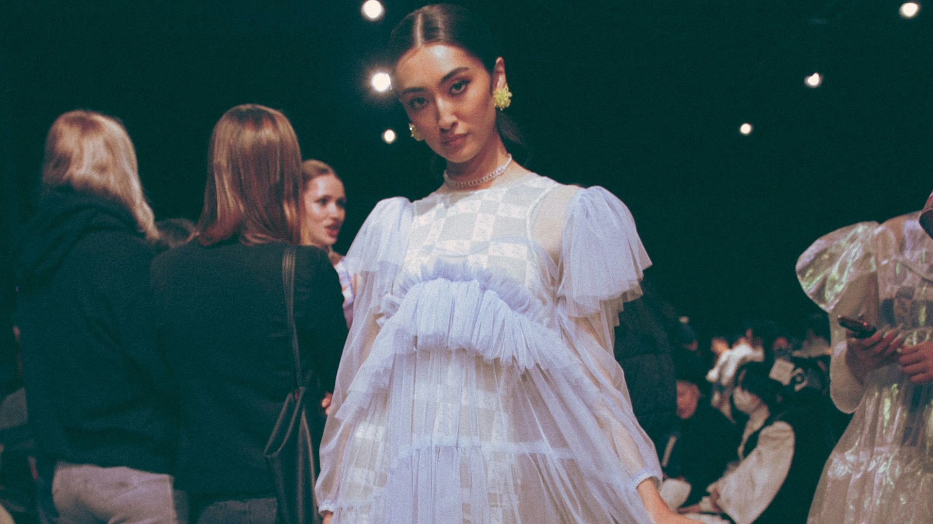 10. Robes en tulle oversize