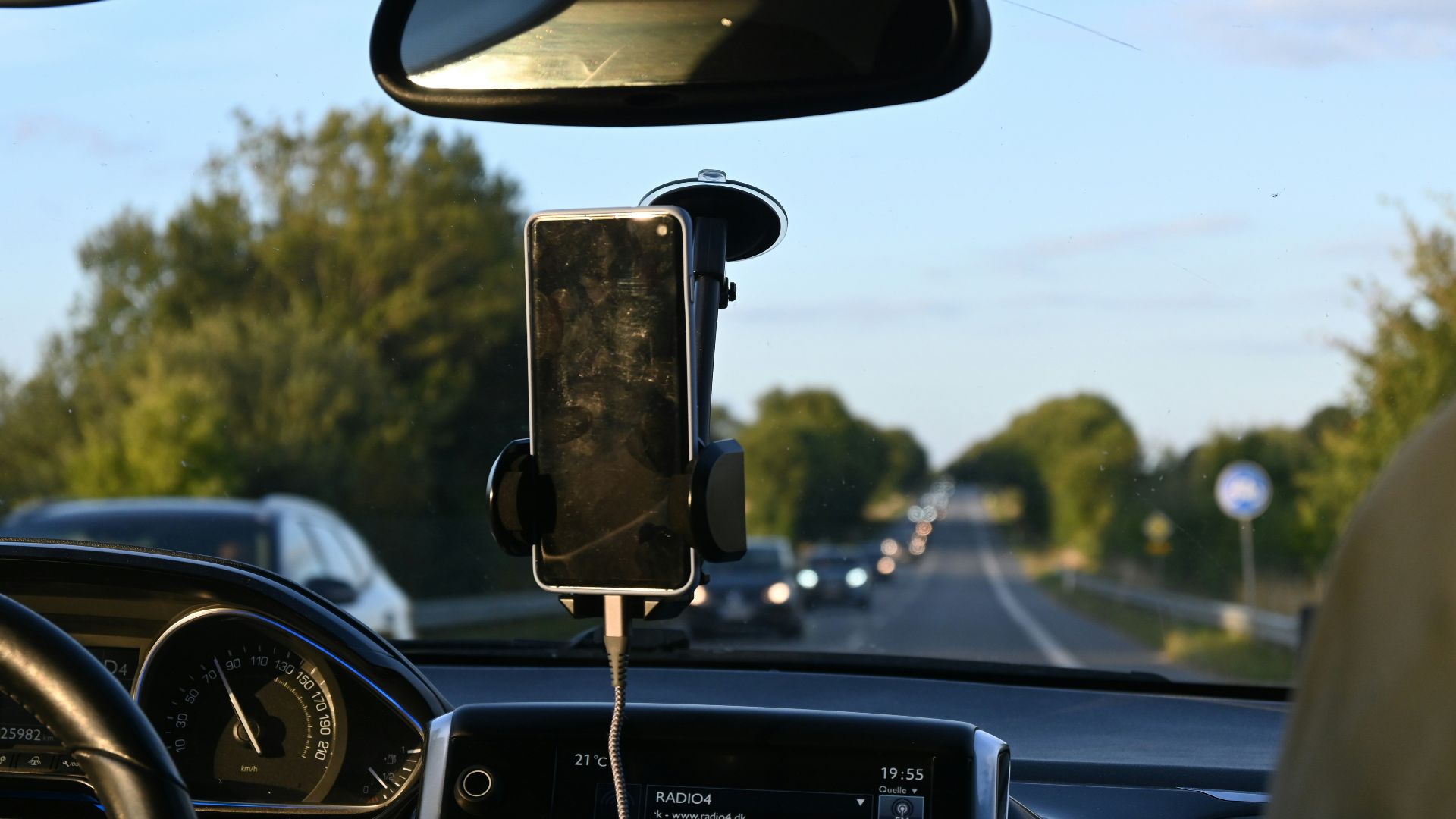 12. Emportez les bons chargeurs
