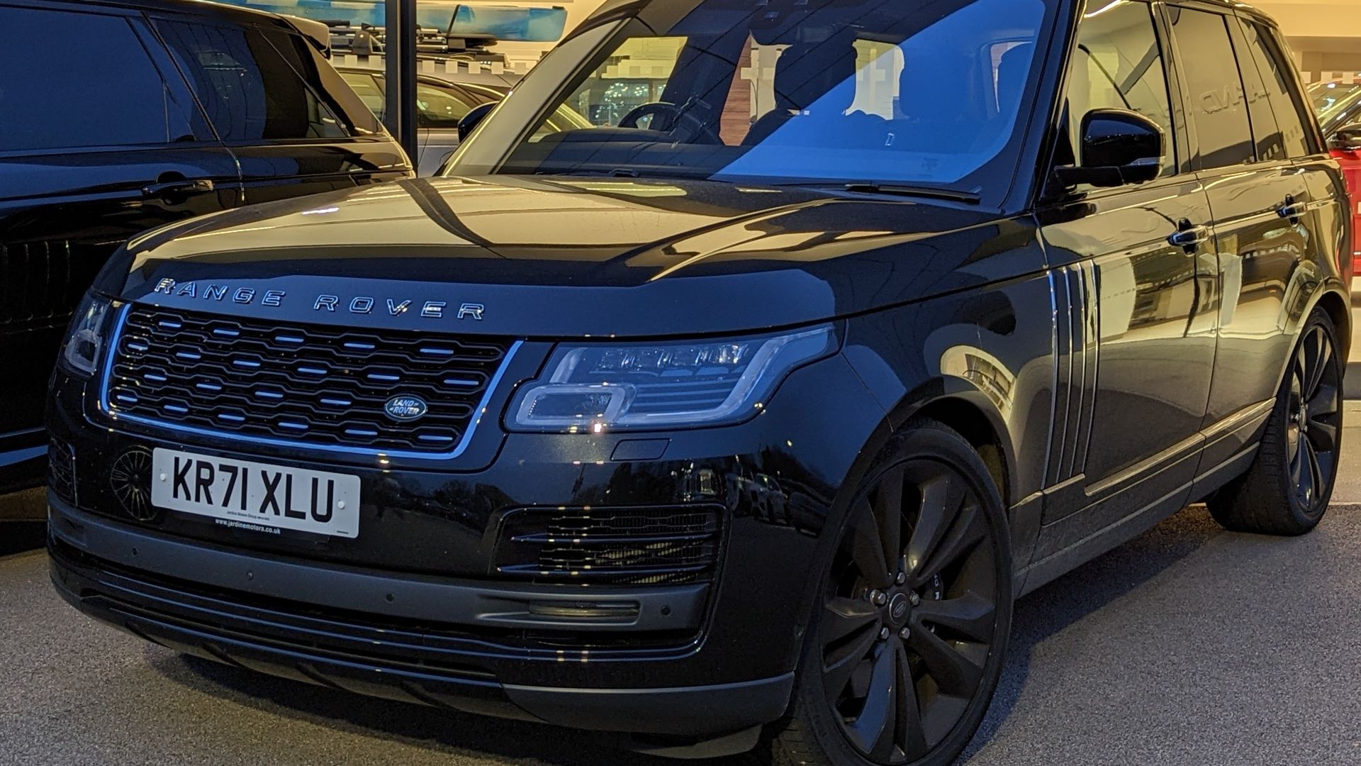 5. Range Rover SV Autobiography
