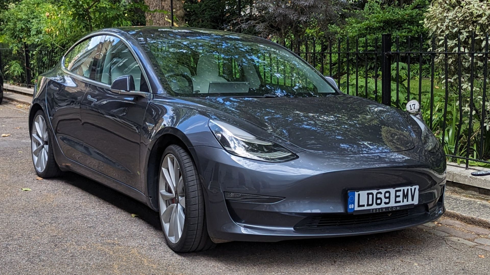 Tesla Model 3 Performance