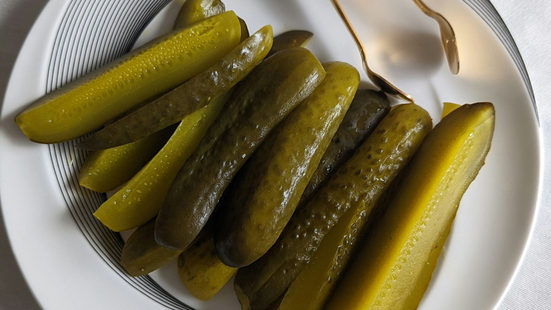 4. Cornichons détrempés
