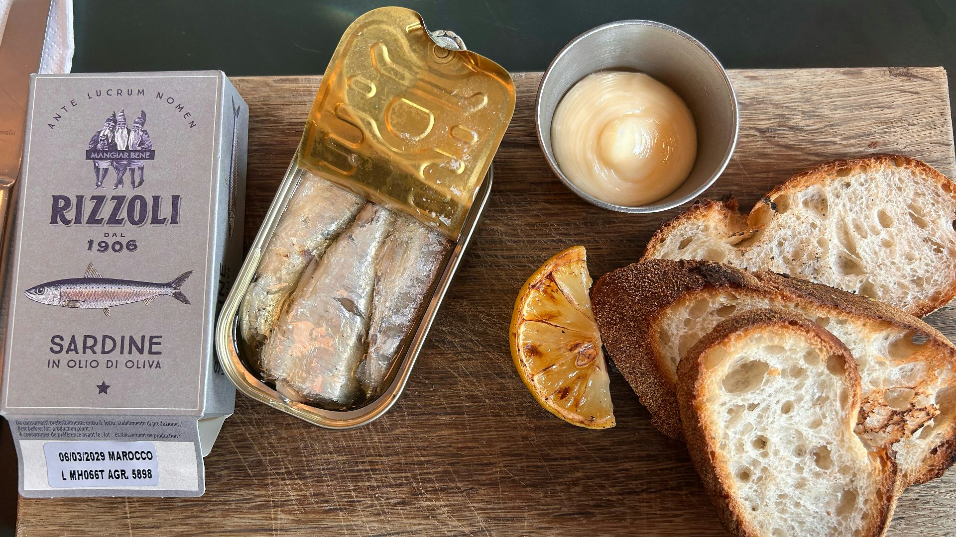 4. Sardines sur toast