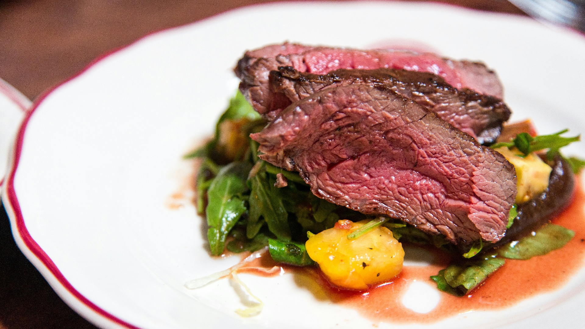 9. Consommer trop de viande rouge