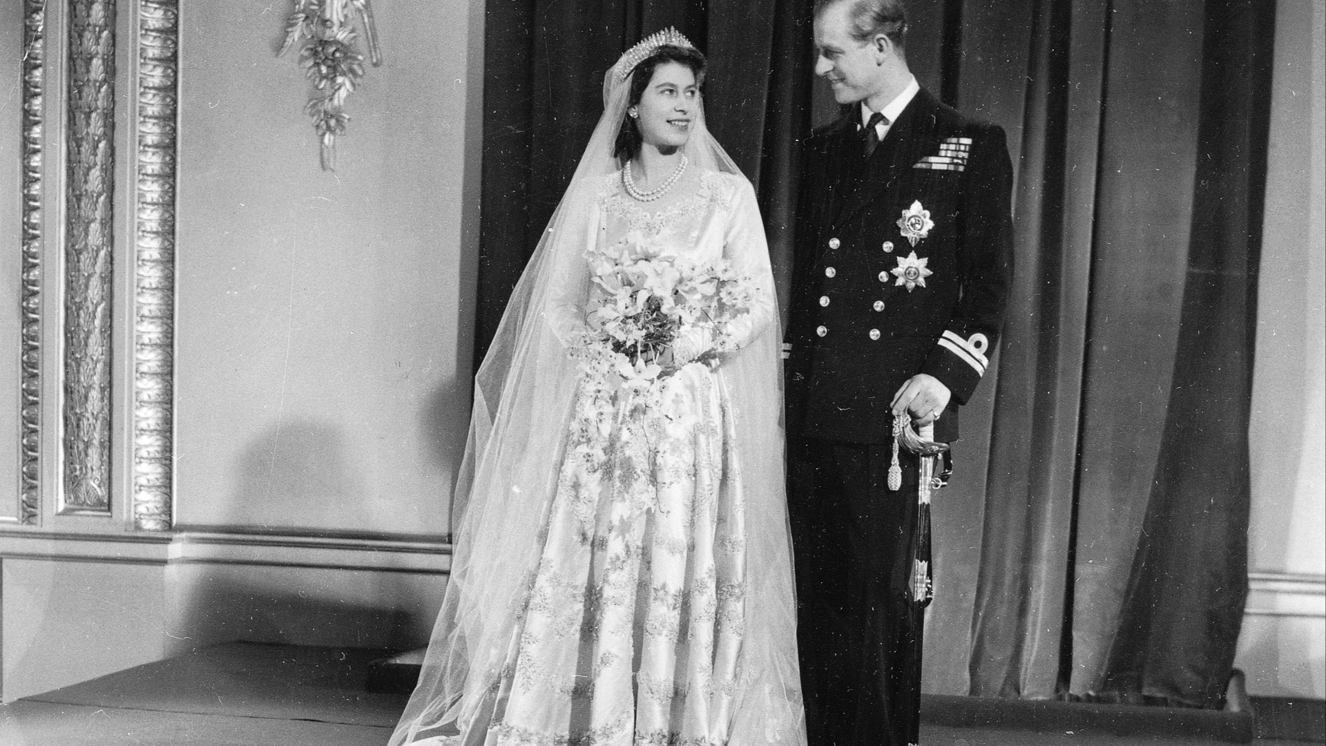 6. Sa robe de mariée était liée au rationnement de l'après-guerre