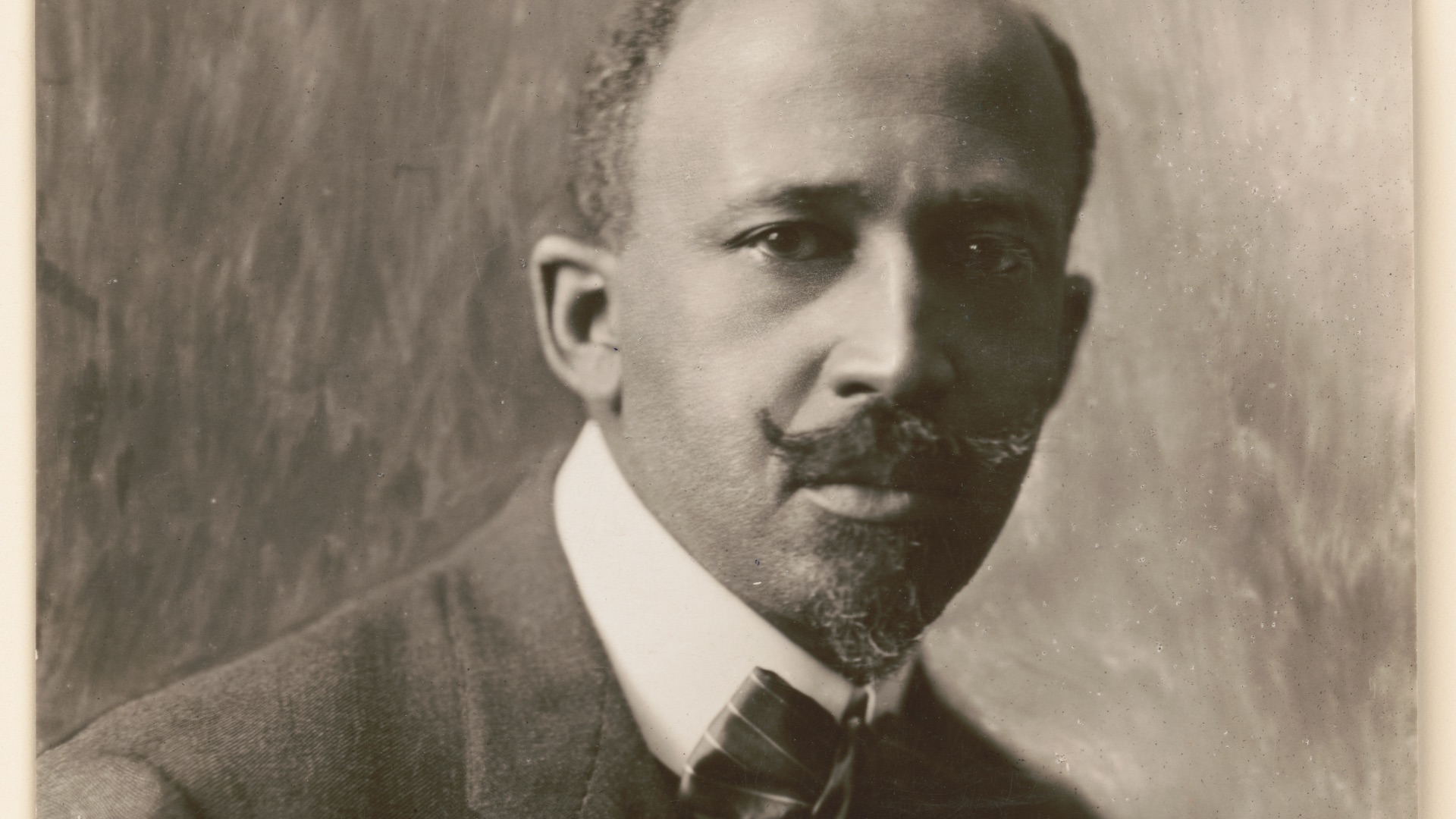 15. W. E. B. Du Bois a vécu jusqu'à l'âge de 95 ans