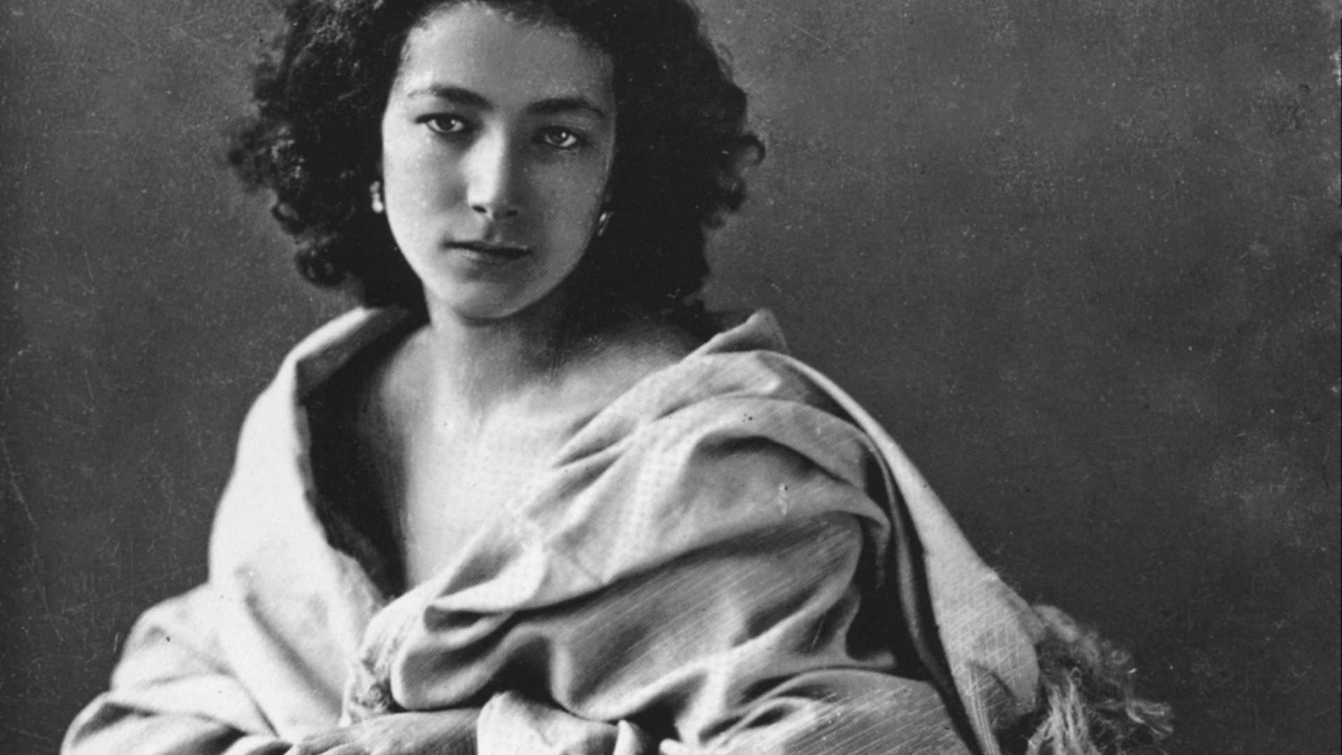 6. Sarah Bernhardt