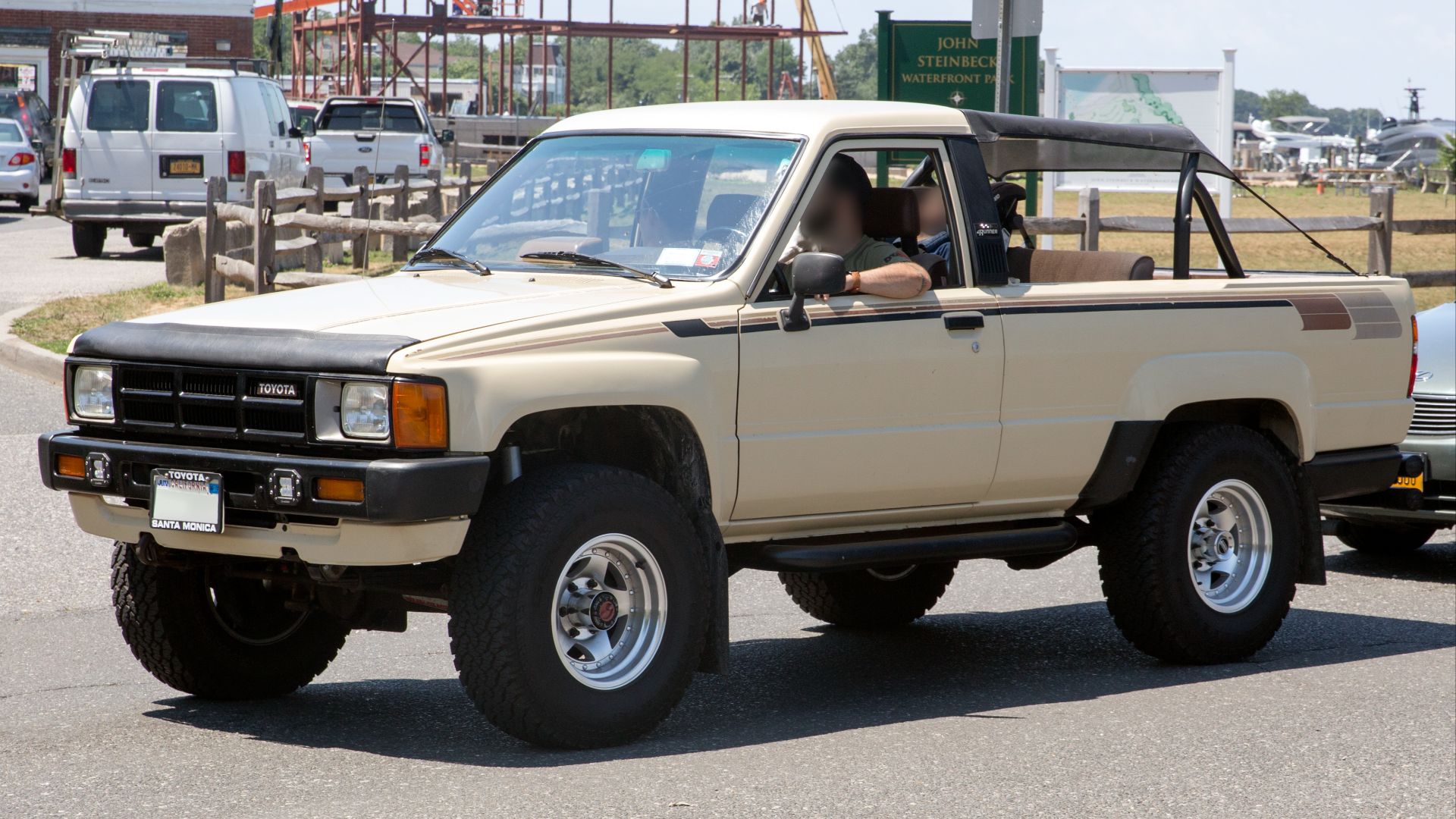 15. Pick-up Toyota 4x4 de 1985