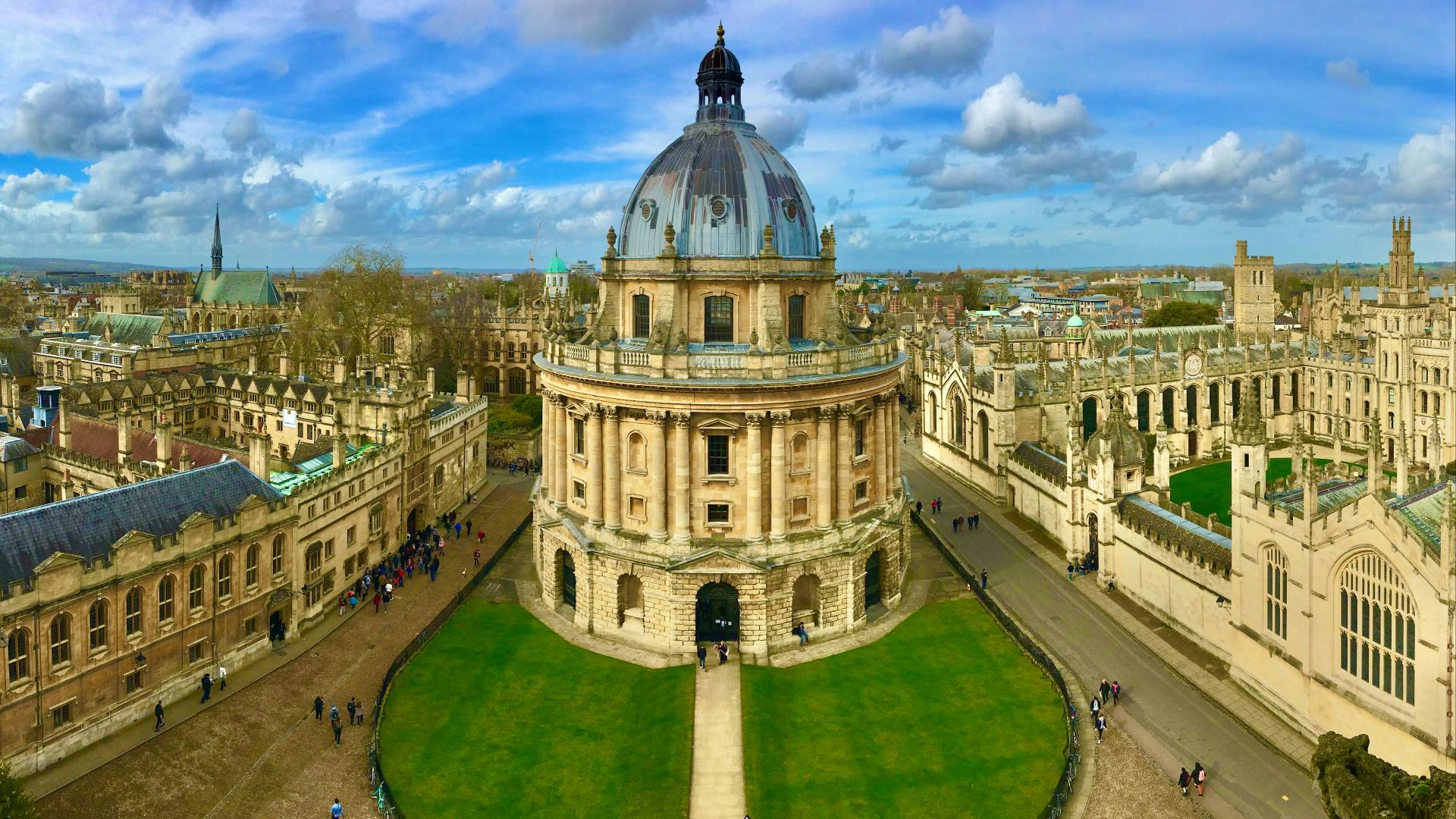 6. L'université d'Oxford est plus ancienne que l'empire aztèque