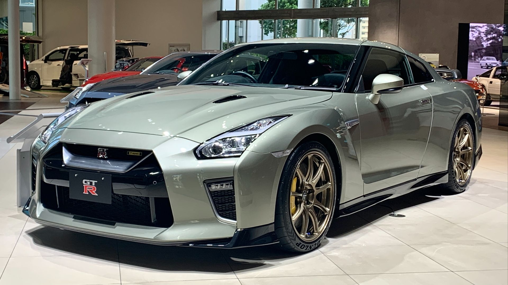 10. Nissan GT-R T-Spec