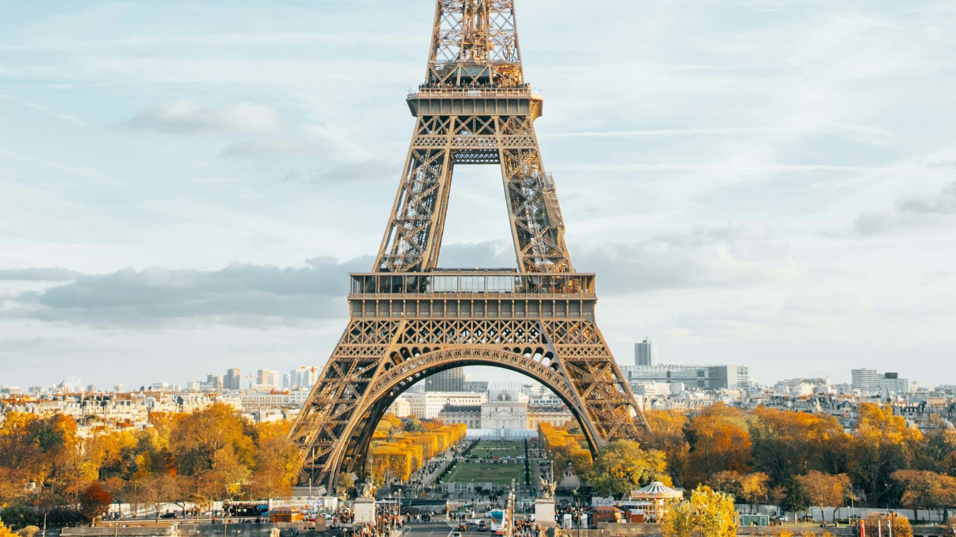 1. Une longue marche jusqu'à Paris