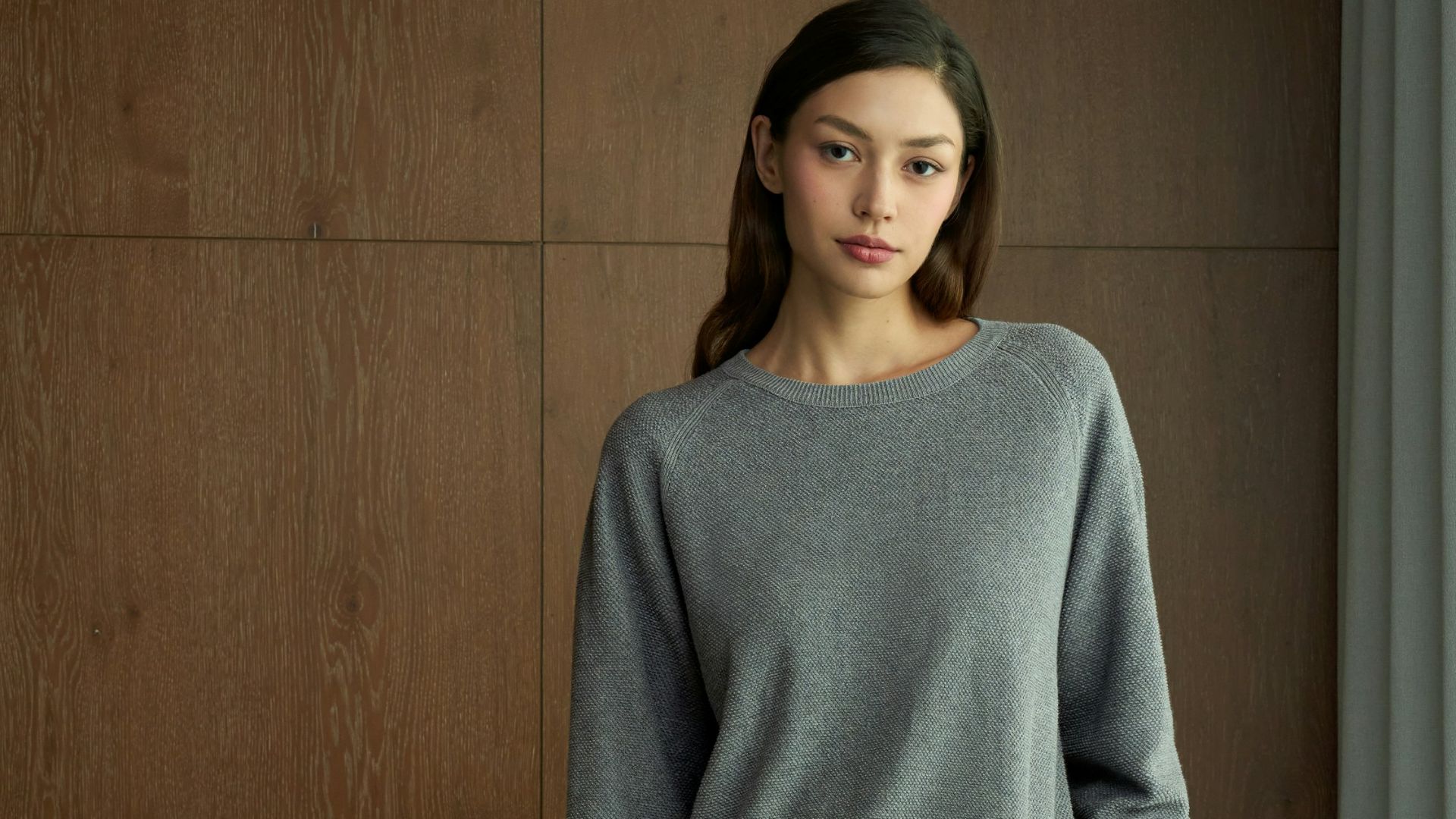 14. Pull à col rond en cachemire Uniqlo