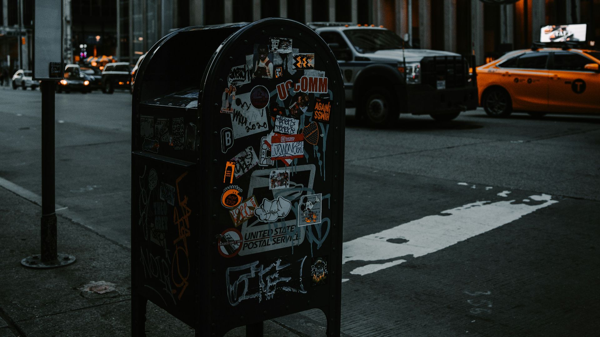 10. Le courrier, une fois acheminé sous les rues de la ville