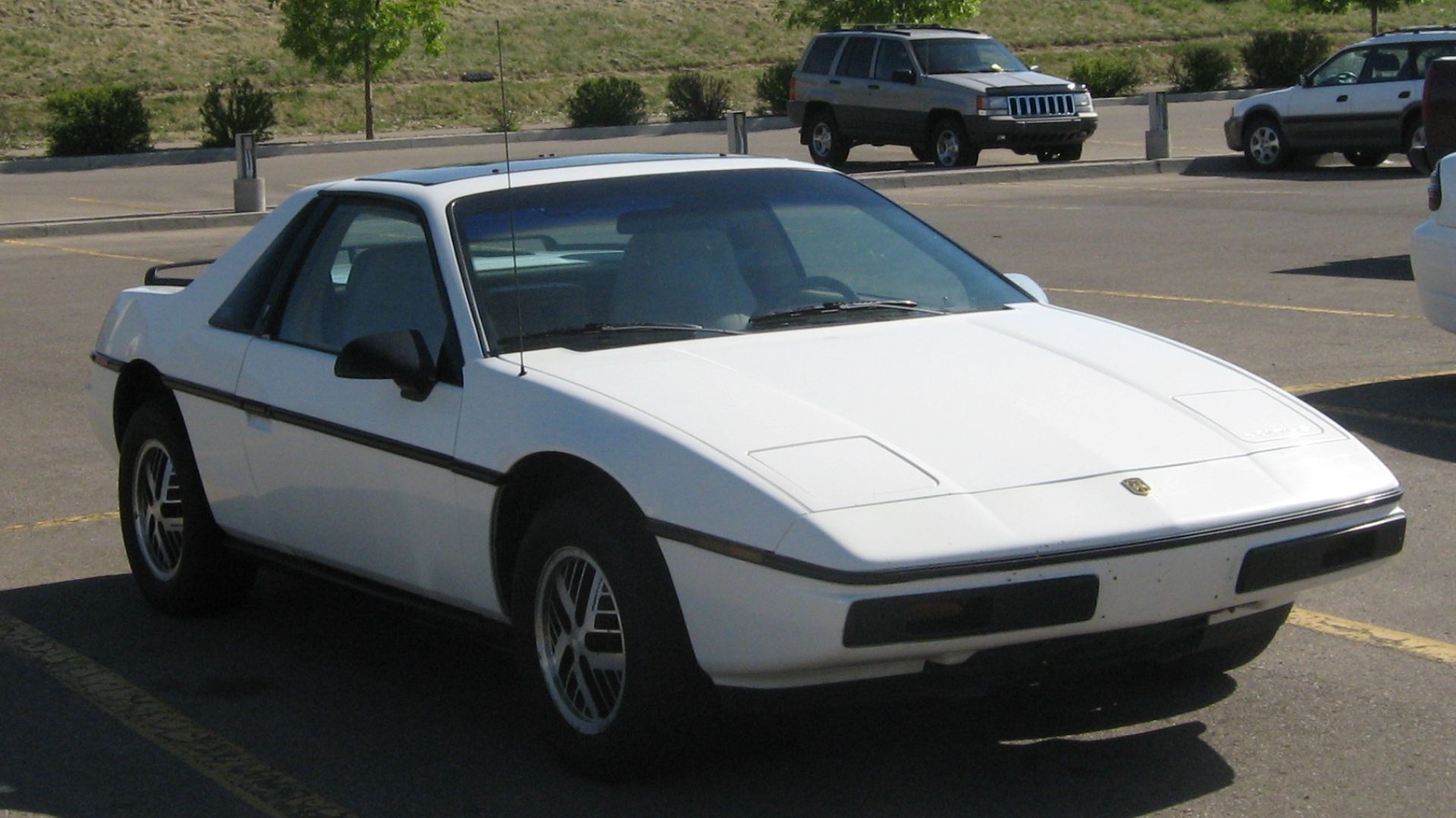 8. Pontiac Fiero