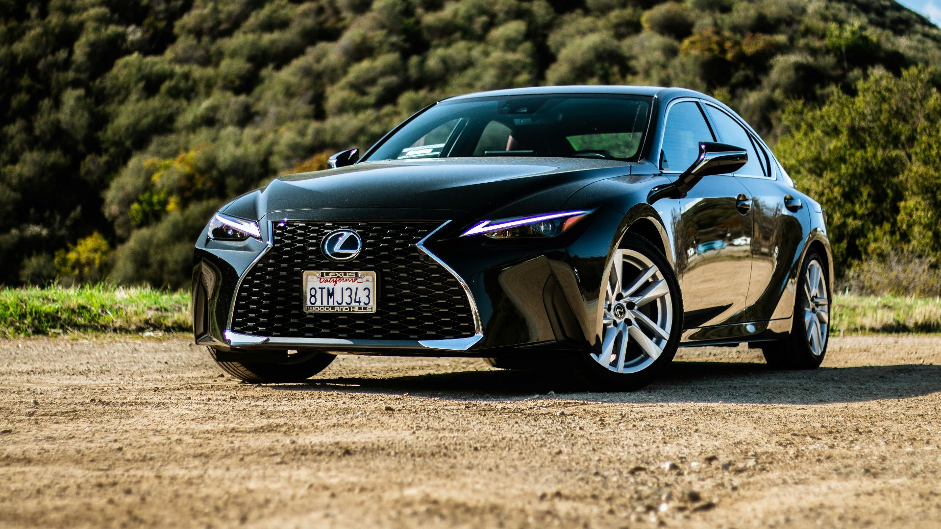 3. Lexus LS