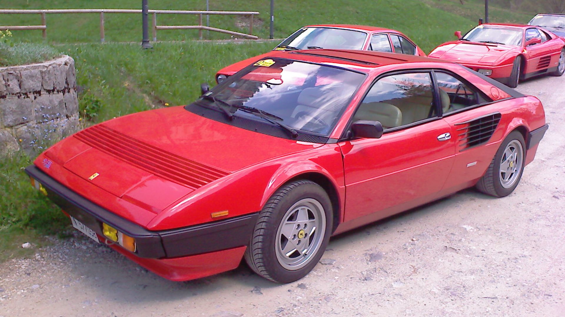 2. Ferrari Mondial 8