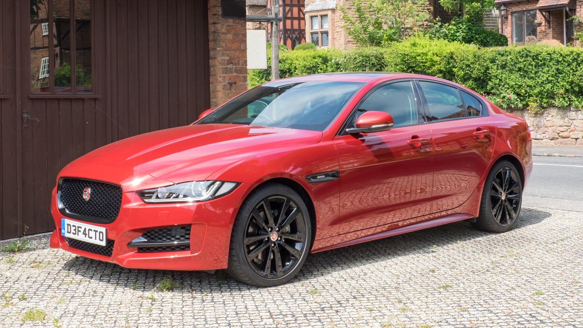 10. Jaguar XE