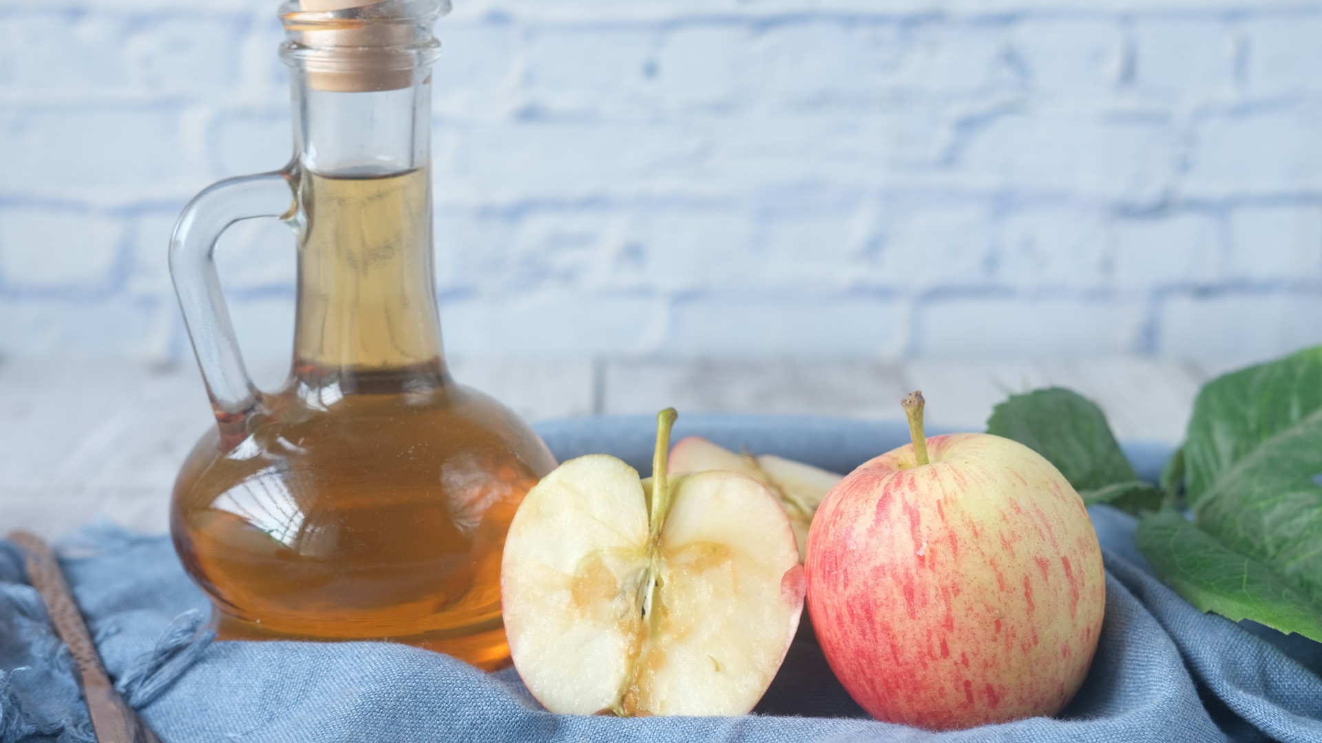 6. Essayez un rinçage au vinaigre de cidre