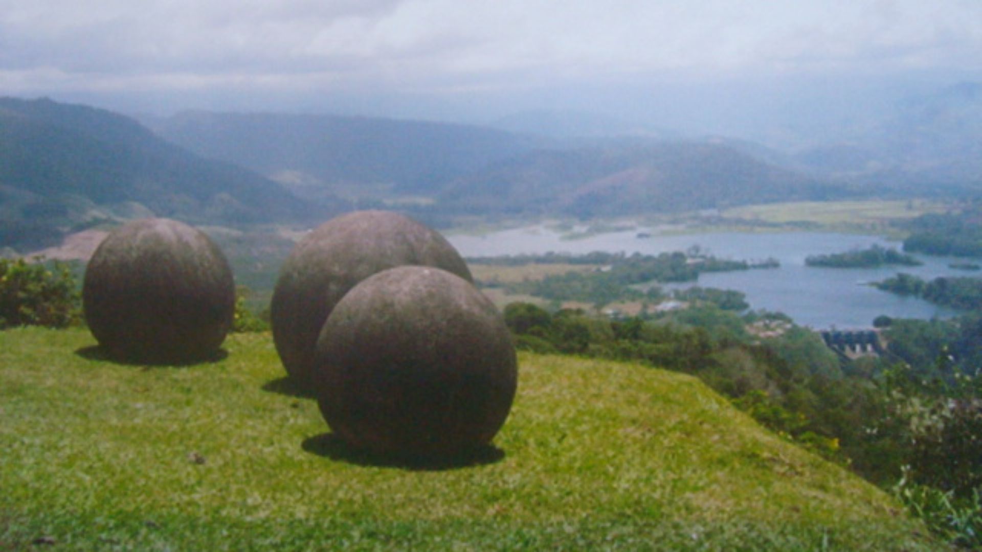17. Les sphères de pierre du Costa Rica